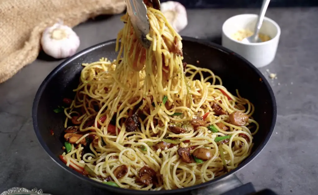 Veggie Garlic Noodles – Recipe quick and easy