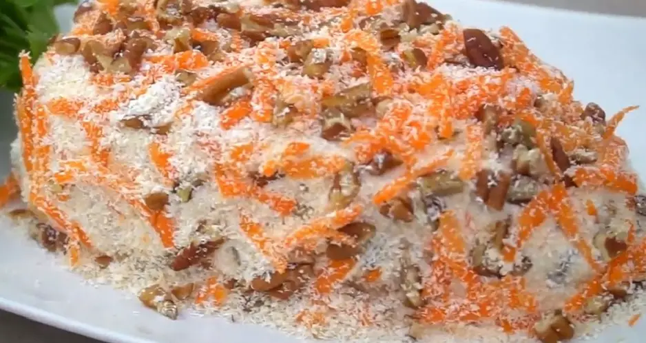 Carrot Cake Cheese Ball