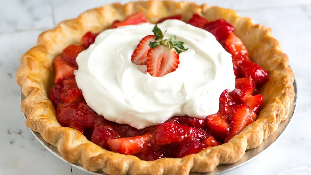 Easy Fresh Strawberry Pie