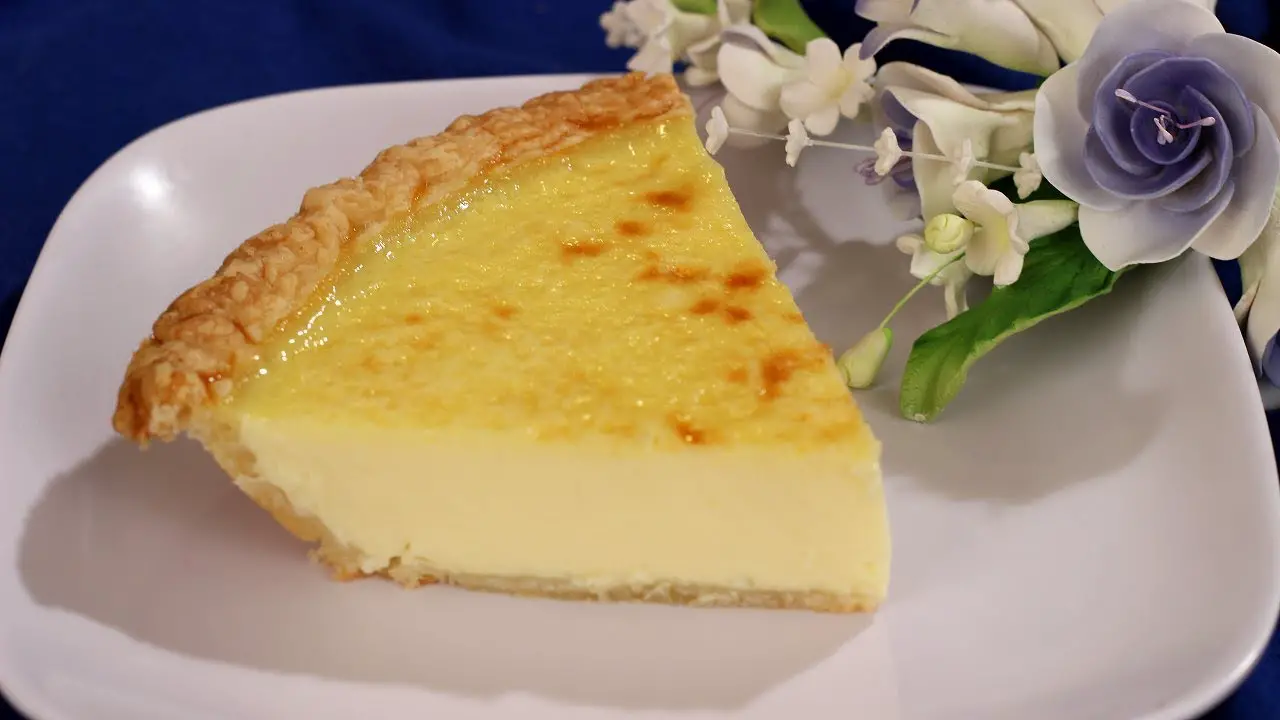 The Old Fashioned Custard Pie