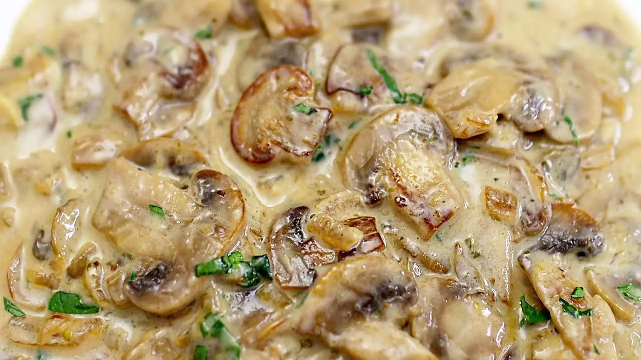 Italian Chicken with porcini and chestnut mushrooms