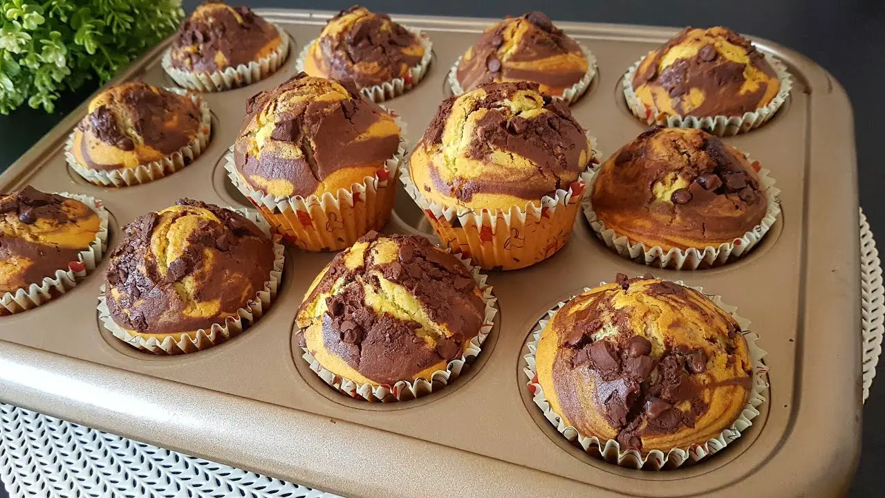 Cinnamon Buttermilk Muffins