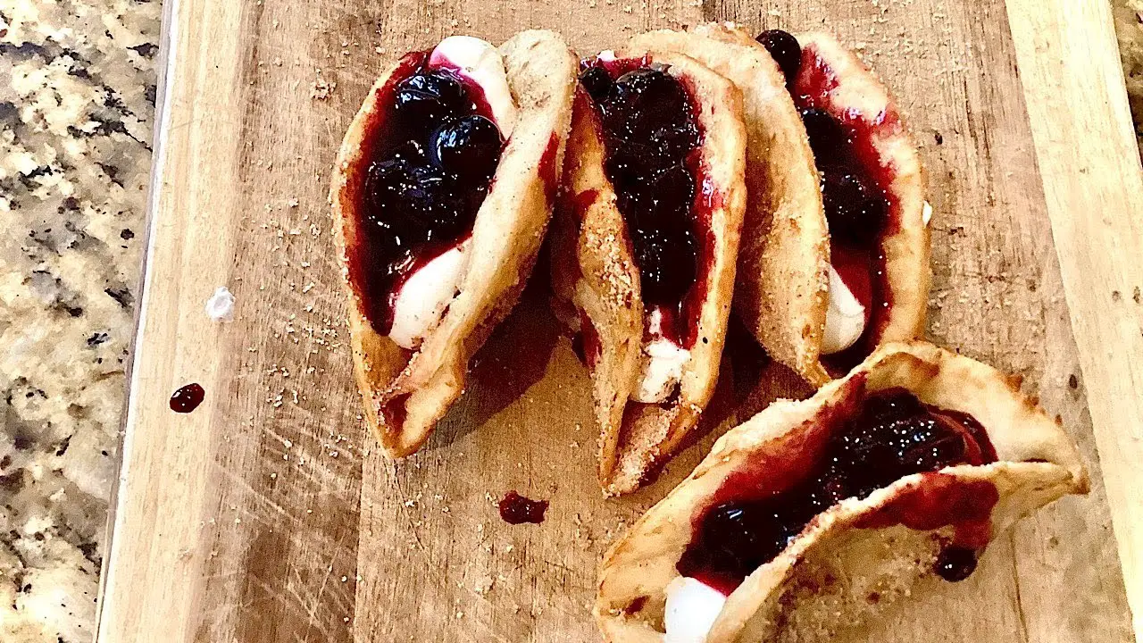 Blueberry Cheesecake Tacos