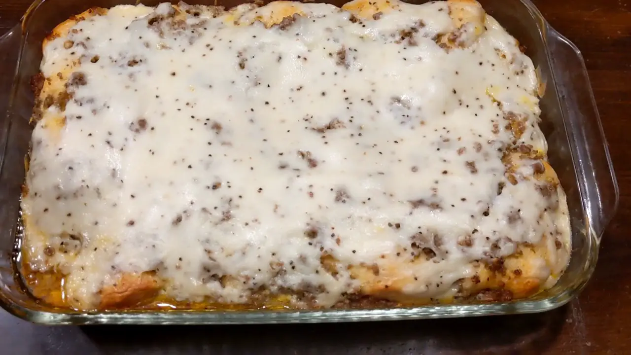 Biscuits and Gravy Casserole