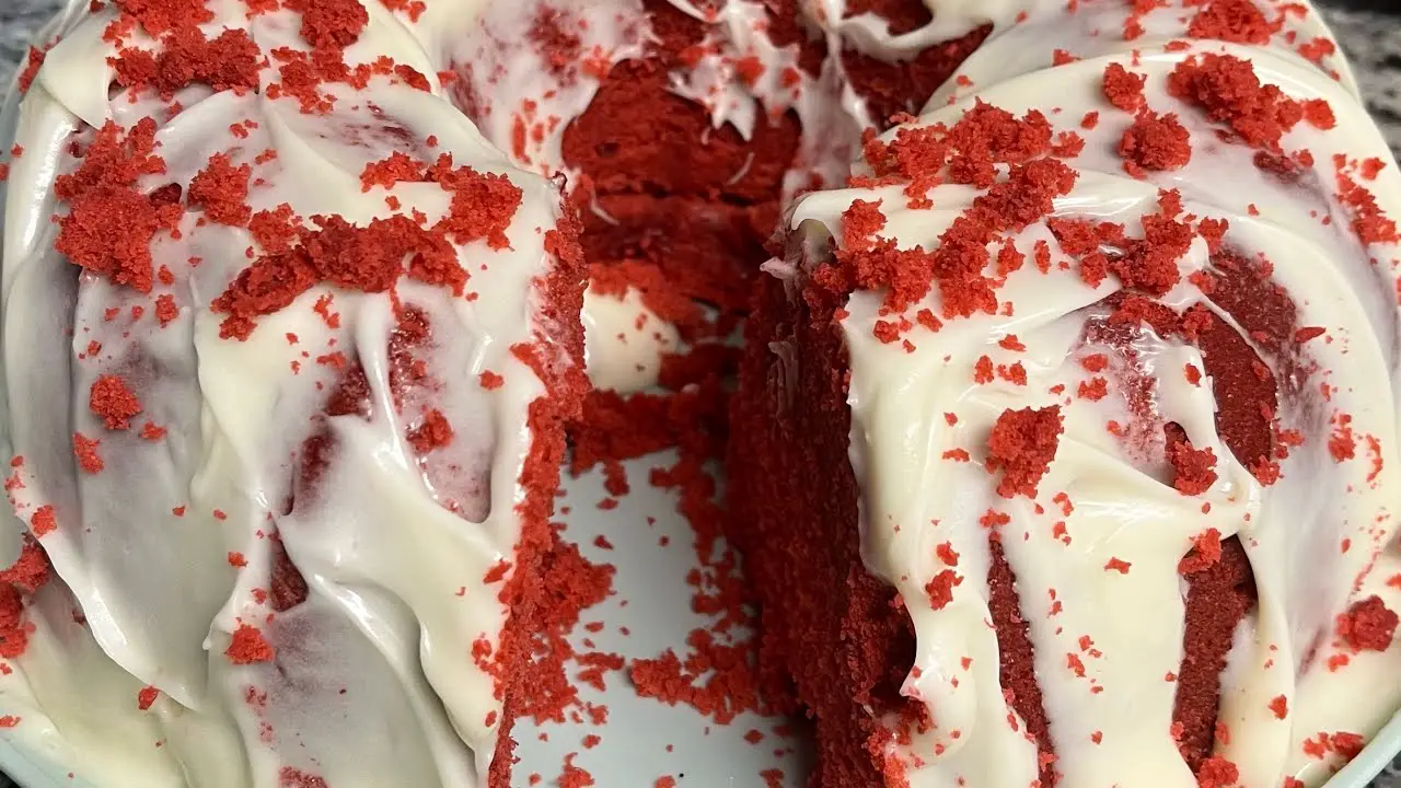 Red Velvet Pound Cake