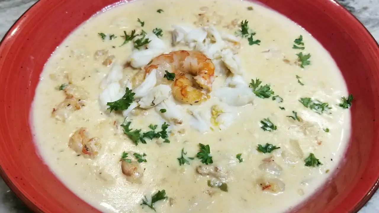 Crab and Shrimp Seafood Bisque Recipe