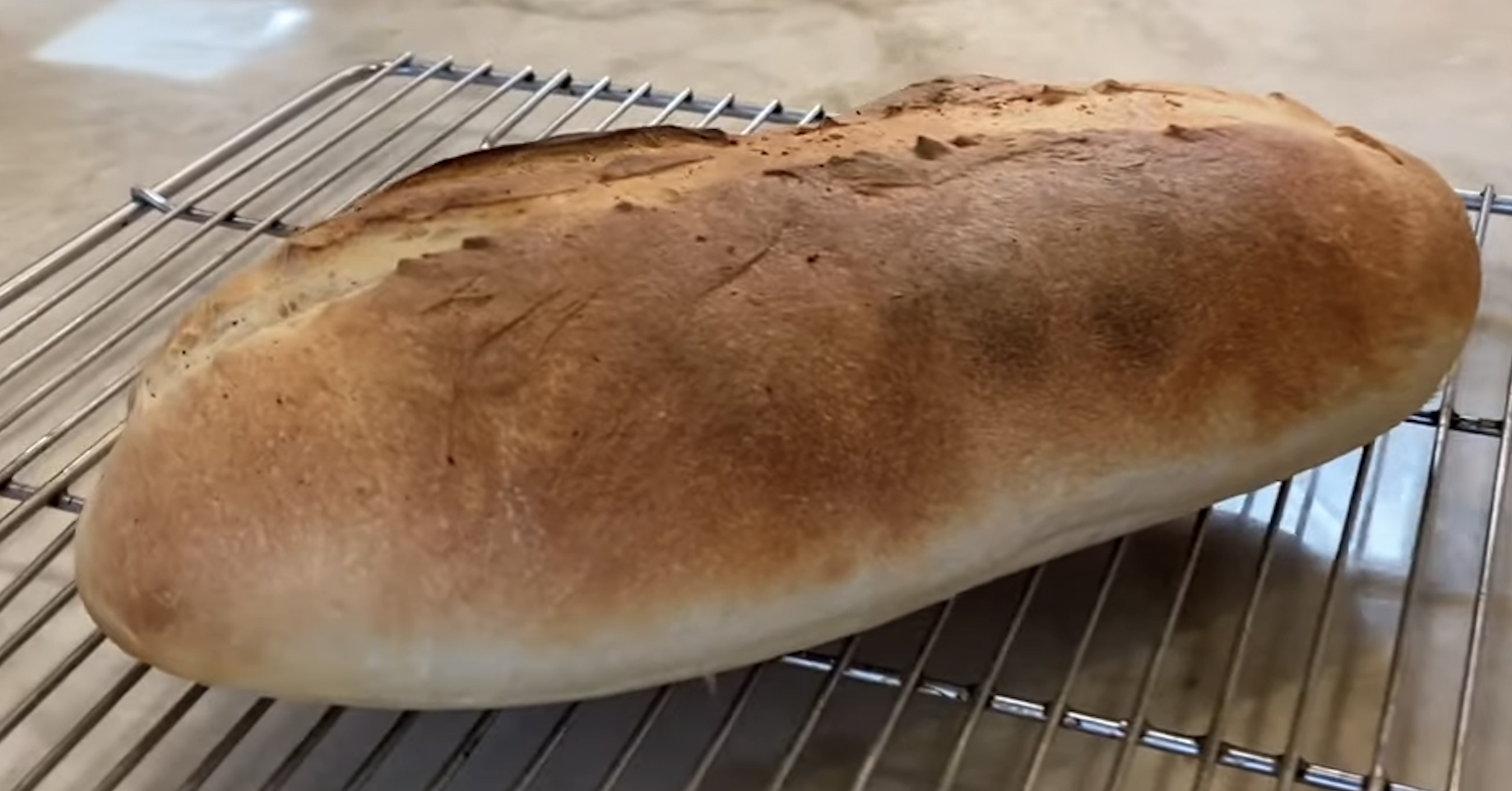 Homemade Crusty Italian Bread: A Recipe for Authentic Flavor and Irresistible Crunch”