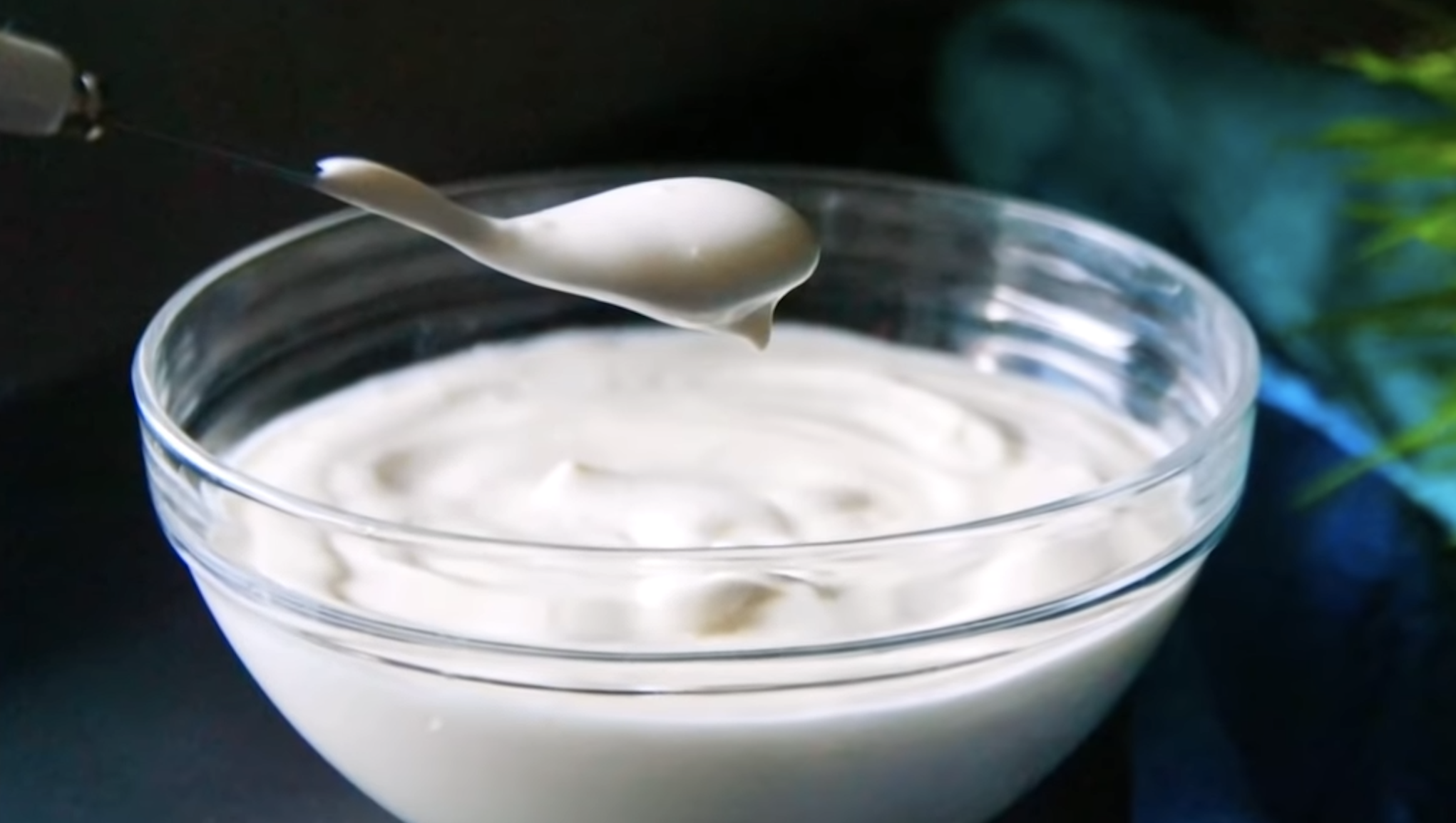Garlic Cream Sauce Recipe: Elevate Your Dishes with Creamy Garlic Goodness!