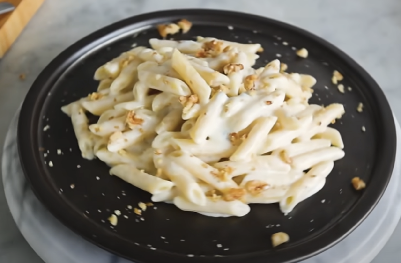 Rigatoni with Pecorino Cheese Sauce