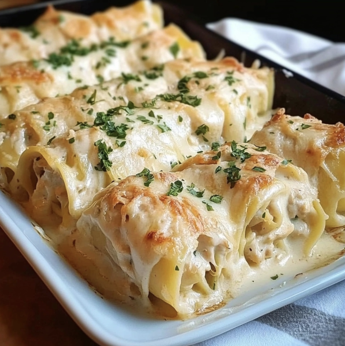Chicken Alfredo Pasta Rolls
