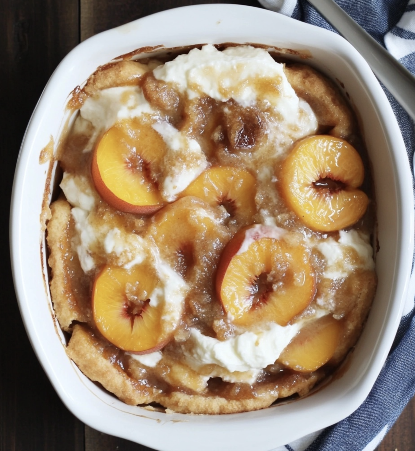Cinnamon roll peach cobbler