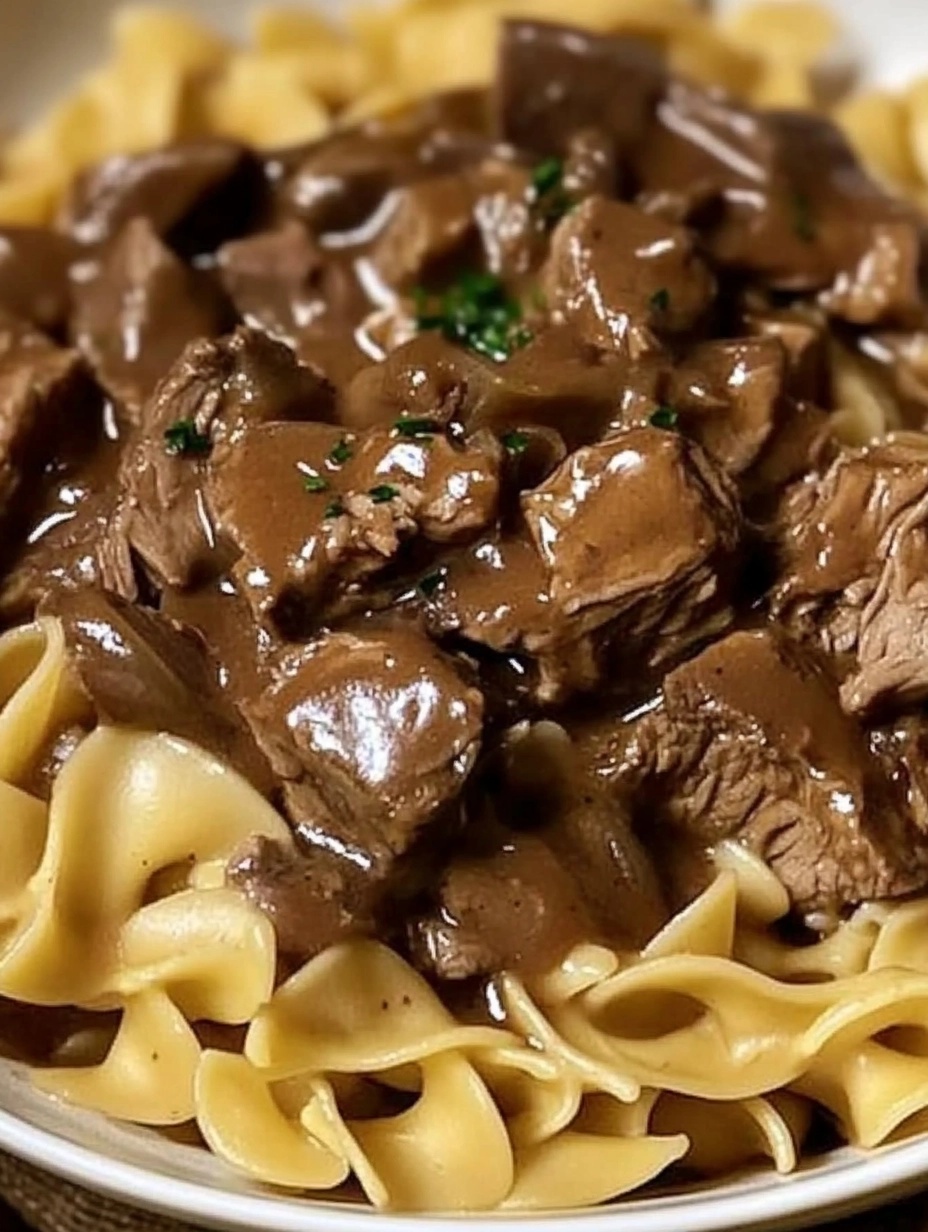 Crockpot Beef Tips and Noodles Recipe