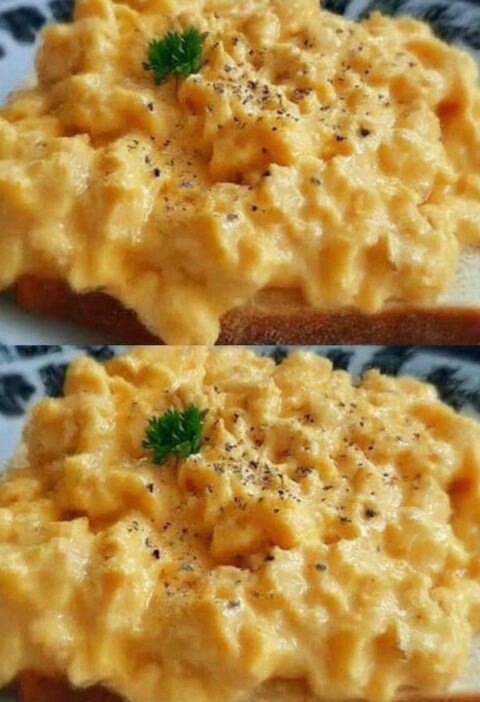 perfect scrambled eggs fluffy creamy