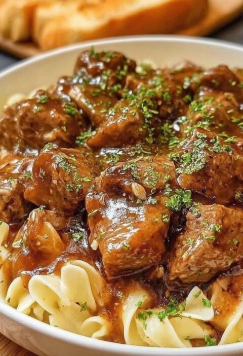 Crockpot Beef Tips and Noodles Recipe