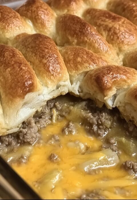 Crescent-Topped Cheeseburger Casserole