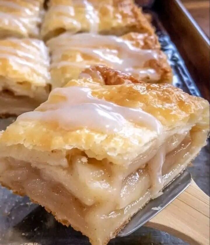 Glazed Apple Slab Pie