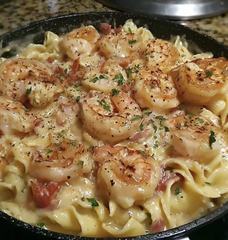 Hundred Shrimp Chicken Alfredo