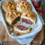 Beef and Gravy with Mashed Potatoes