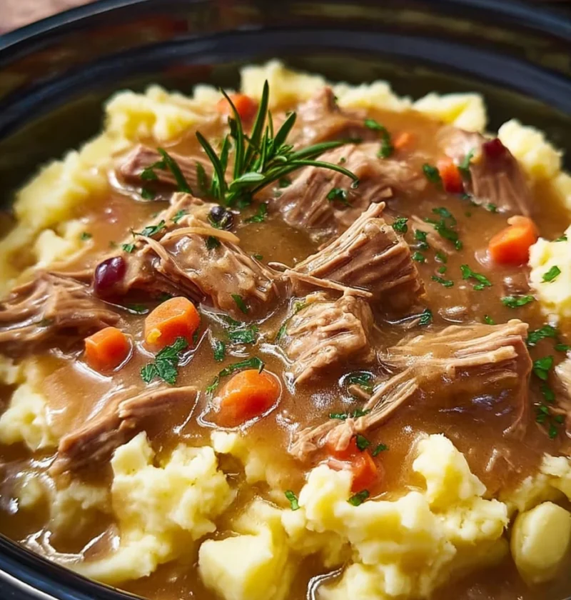 Easy Beef And Gravy With Mashed Potatoes Recipe Homemade Beef Gravy For Mashed Potatoes Best Cuts Of Beef For Gravy And Po...