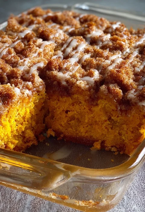 Pumpkin Spice Crumb Cake